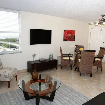 Image 4 - Bonita Springs, FL - Apartment for rent
