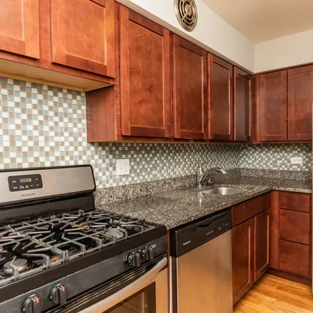 Rent this studio apartment on 445 West Barry Avenue