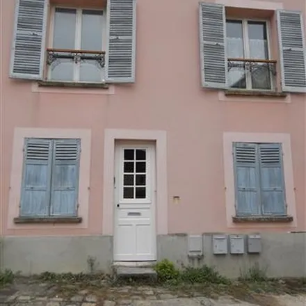 Rent this 2 bed apartment on 58 Allee du Pont des Beaunes in 91120 Palaiseau, France
