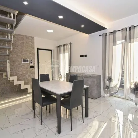 Image 2 - Via Circonvallazione, 10088 Volpiano TO, Italy - Apartment for rent