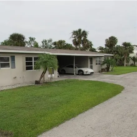 Rent this 1 bed house on 8042 Cleaves Road in Palm Frond Condominiums, North Fort Myers