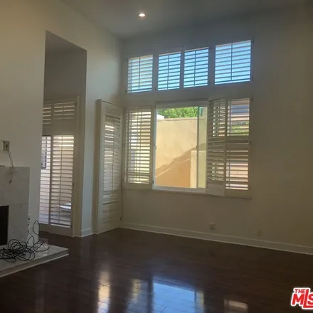 Image 2 - 1630 Greenfield Avenue, Los Angeles, CA 90025, USA - House for rent