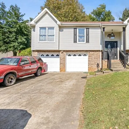 Buy this 4 bed house on 327 Andrew Drive in Clarksville, TN 37042
