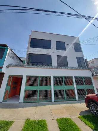 Buy this 2 bed house on Nicolás de Pierola Avenue 103 in Lima, Lima Metropolitan Area 15001