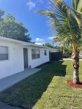 Image 3 - 1680 Northwest 2nd Avenue, Kendall Green, Pompano Beach, FL 33060, USA - House for sale