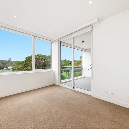 Image 3 - 2 Neild Avenue, Darlinghurst NSW 2021, Australia - Apartment for rent