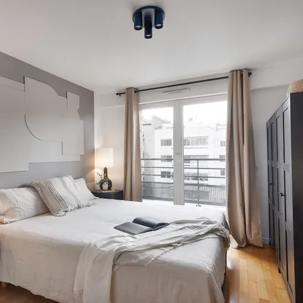 Rent this 2 bed apartment on 5 Rue Letellier in 75015 Paris, France