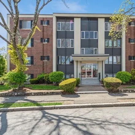 Buy this 2 bed condo on Woodbriar Place in 50 Tuttle Street, Wakefield Junction