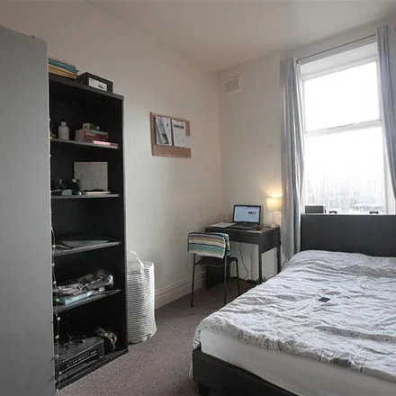 Rent this 3 bed apartment on Helmsley Road in Newcastle upon Tyne, NE2 1RE
