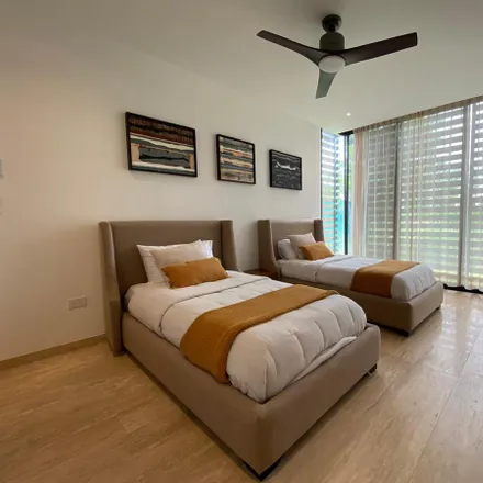 Buy this 8 bed apartment on Calle 7 in Santa Gertrudis Copó, 97113 Mérida