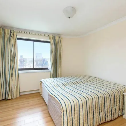 Image 3 - 10 Elm Tree Road, London, NW8 9JX, United Kingdom - Apartment for rent