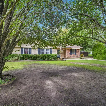Buy this 4 bed house on 702 Dawn Street in River Reach, Beaufort County
