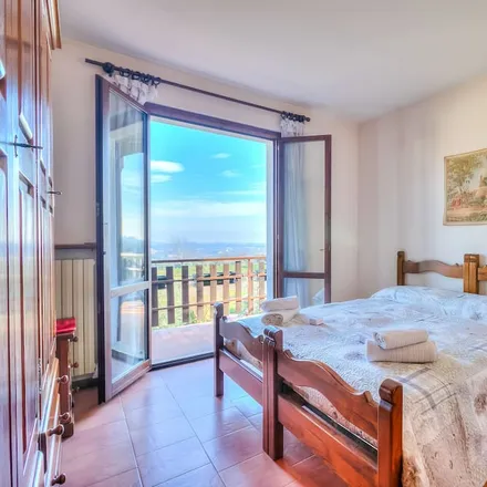Rent this 3 bed apartment on Campo Sportivo Puegnago sul Garda in Via Aldo Merler, 25080 Castello BS