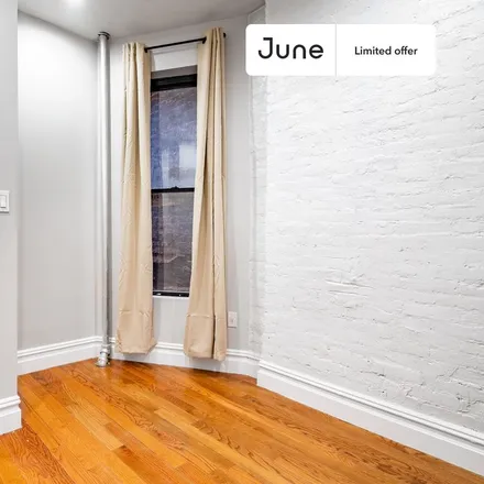 Image 3 - 826 Ninth Avenue - Room for rent