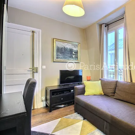 Image 2 - 5 Passage Ganneron, 75018 Paris, France - Apartment for rent