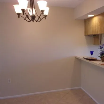 Image 7 - 179 Lakeview Way, Palm Harbor, FL 34677, USA - Condo for rent