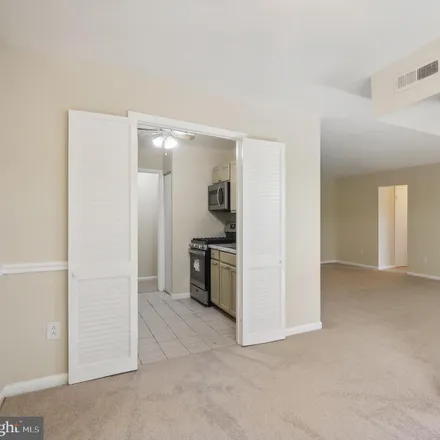Image 9 - 3813 Saint Barnabas Road, Silver Hill Park, Suitland, MD 20746, USA - Condo for sale