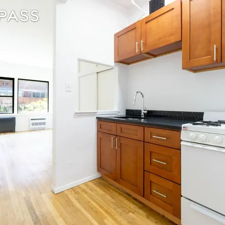Rent this 1 bed apartment on 321 East 25th Street in New York, NY 10010