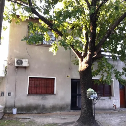 Buy this studio house on Miguel Cané 896 in Partido de Lomas de Zamora, 1828 Banfield