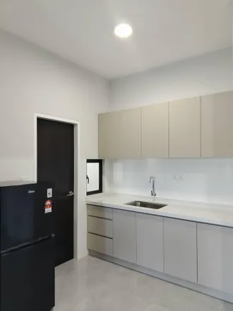 Rent this 3 bed apartment on The Birch in Jalan Kasipillay, Million Garden