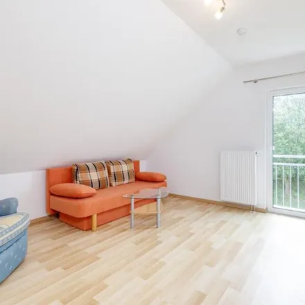 Rent this 4 bed apartment on Dorfstraße 15 in 21529 Kröppelshagen-Fahrendorf, Germany