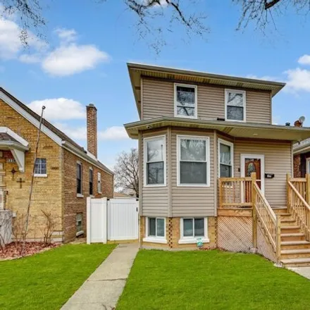 Buy this 3 bed house on 5324 South Lockwood Avenue in Chicago, IL 60638