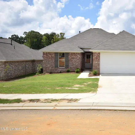 Rent this 3 bed house on Silver Bend in Pearl, MS 39288