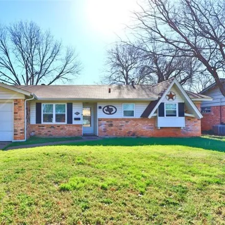 Buy this 3 bed house on 1997 Rosewood Drive in Abilene, TX 79603