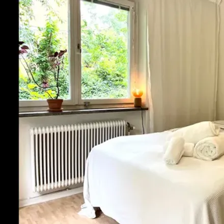 Rent this 1 bed room on Krokvägen 3 in 131 41 Nacka, Sweden