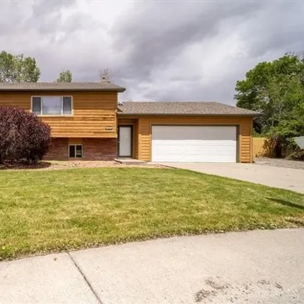 Buy this 3 bed house on 3172 Stanford Court in Grand Junction, CO 81504