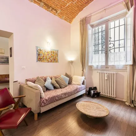 Rent this studio apartment on Via delle Seggiole 2