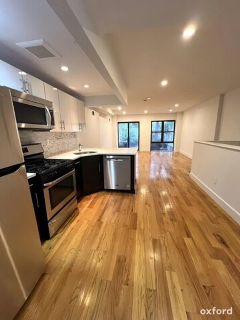 140 West 130th Street, New York, NY 10027, USA | 1 bed house for rent
