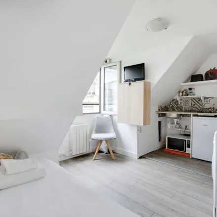 Rent this 1 bed apartment on 7 Rue Rossini in 75009 Paris, France