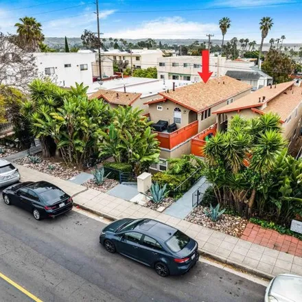 Image 4 - 2041 Garnet Ave, San Diego, California, 92109 - House for sale