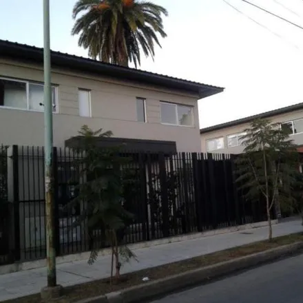Buy this 2 bed house on José Ingenieros 855 in Partido de Morón, B1708 KCH Morón