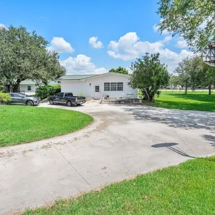 Image 6 - 16045 Stirling Road, Southwest Ranches, Davie, FL 33331, USA - House for sale