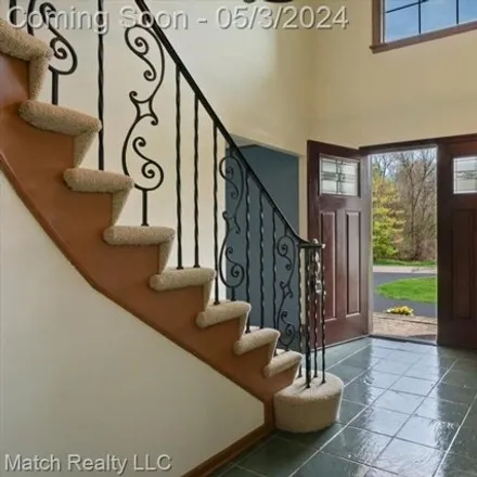 Image 9 - 589 Kingsley Trail, Bloomfield Hills, MI 48304, USA - House for sale