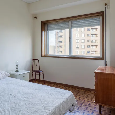 Rent this 3 bed apartment on Montepio - Agência de General Torres in Avenida da República 740, 4430-999 Vila Nova de Gaia