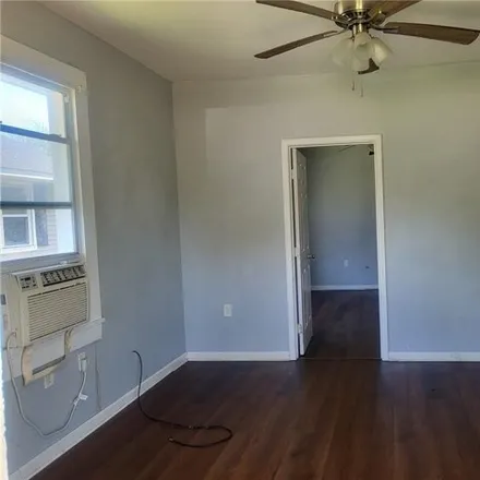 Image 4 - 2155 North Rocheblave Street, New Orleans, LA 70119, USA - House for sale
