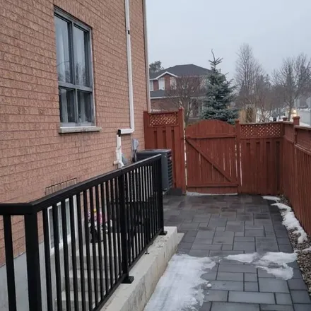 Image 5 - Painswick, Barrie, ON L4N 8V9, Canada - Apartment for rent