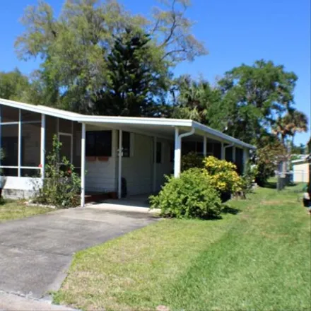 Buy this studio apartment on 4331 Cypress Way in Volusia County, FL 32141