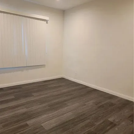 Image 4 - 561 Fischer Street, Glendale, CA 91205, USA - Apartment for rent