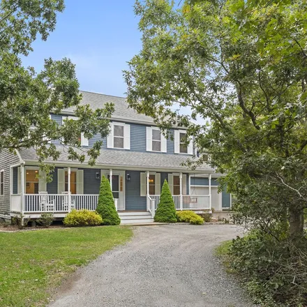 Buy this 6 bed house on 6 Coffins Field Road in Edgartown, MA 02573