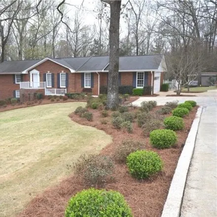 Buy this 4 bed house on 1742 Oak Bowery Road in North Gate, Opelika