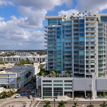 Buy this 3 bed condo on BLVD Sarasota in 1224 Boulevard of the Arts, Sarasota