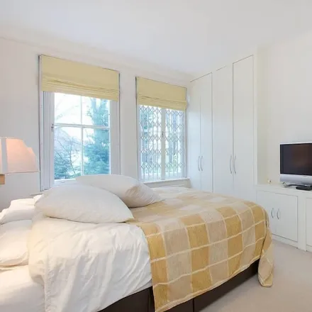 Rent this 2 bed apartment on London in SW3 5AE, United Kingdom