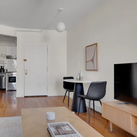 Image 2 - 293 Bedford Avenue, New York, NY 11211, USA - Apartment for rent