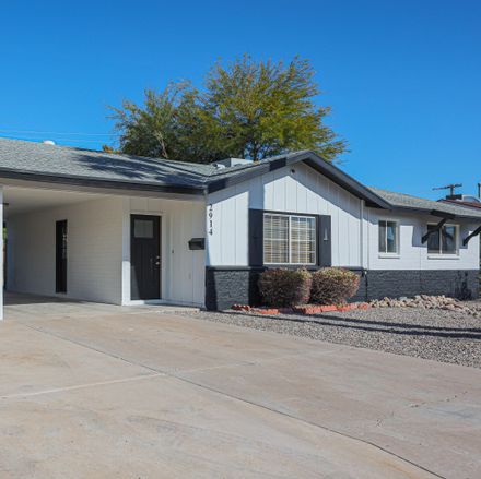 Rent this 3 bed house on 2914 West Marlette Avenue in Phoenix, AZ 85017