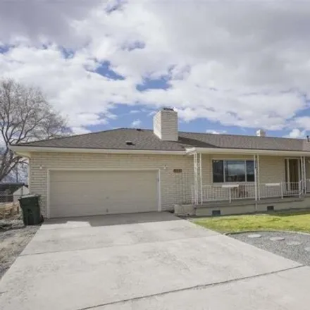 Buy this 5 bed house on 1092 Arroyo Drive in Douglas County, NV 89410