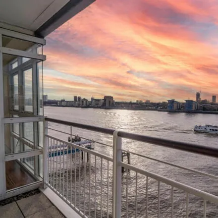 Image 3 - Anchorage Point, 42 Cuba Street, Canary Wharf, London, E14 8LB, United Kingdom - Room for rent